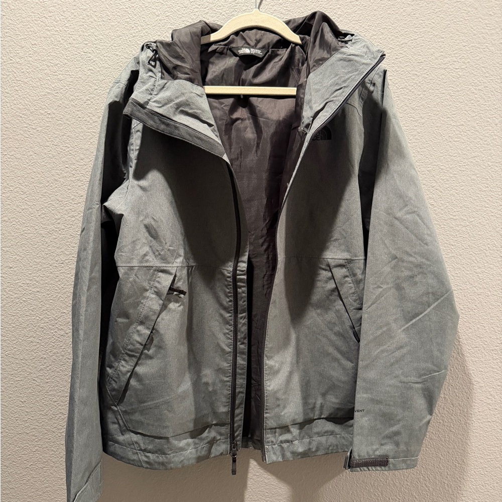 The North Face Men's Gray Windbreaker